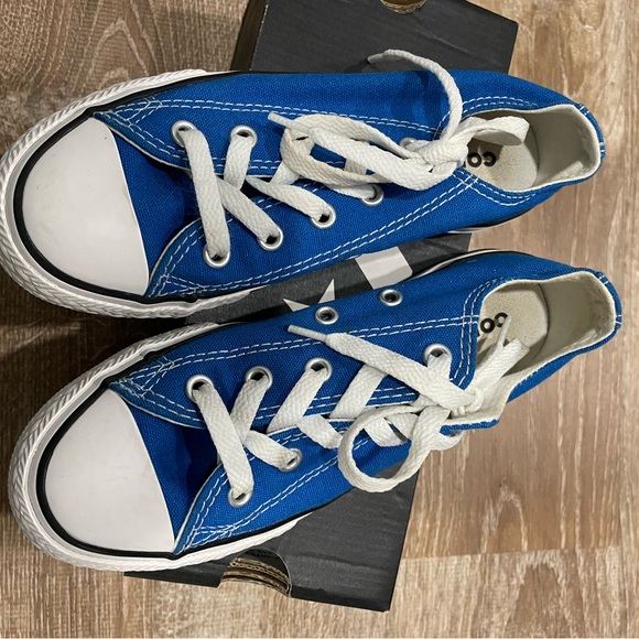 Converse - Picture 4 of 6